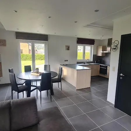 Au 14 - Au Calme Avec Jardin , Proche De Dinant Anhée