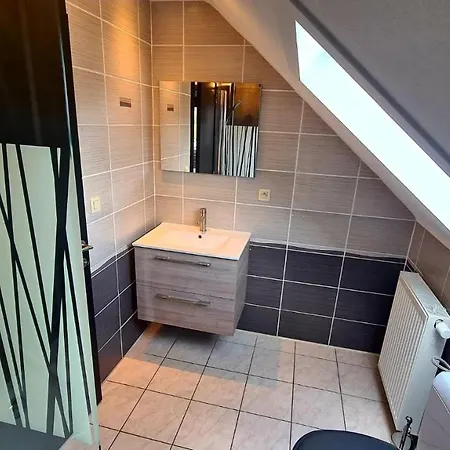 Au 14 - Au Calme Avec Jardin , Proche De Dinant Anhée