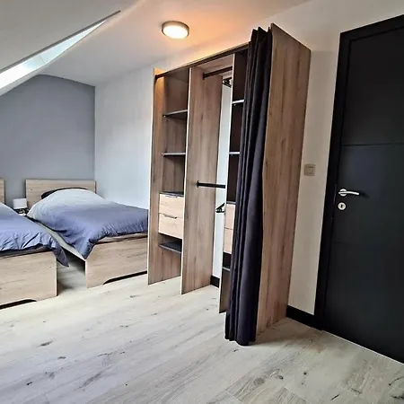 Feriehus Au 14 - Au Calme Avec Jardin , Proche De Dinant Anhée